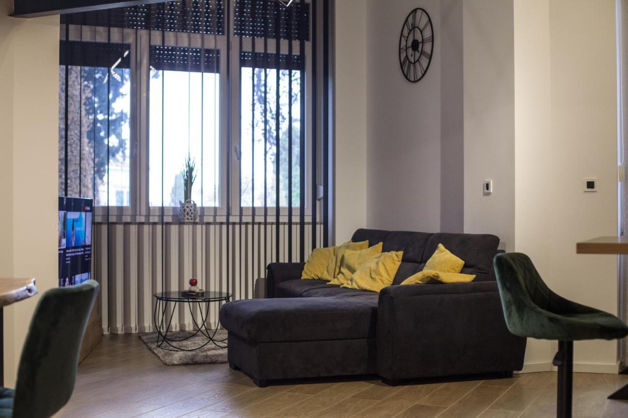 Apartment Josip Pola Esterno foto